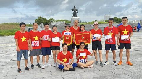 <a href="/cac-hoat-dong-benh-vien" title="Các hoạt động bệnh viện" rel="dofollow">Tin nổi bật</a>