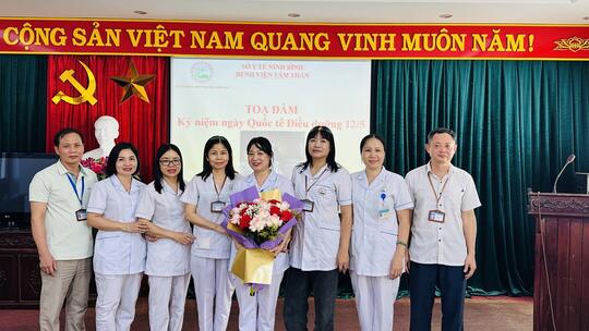 <a href="/menu-second/tin-tuc-su-kien" title="Tin tức - sự kiện" rel="dofollow">Tin nổi bật</a>
