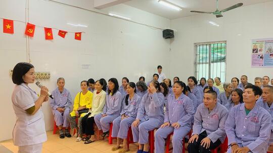 <a href="/menu-second/tin-tuc-su-kien" title="Tin tức - sự kiện" rel="dofollow">Tin nổi bật</a>