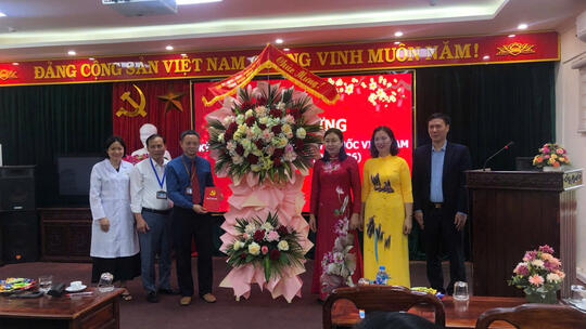 <a href="/menu-second/tin-tuc-su-kien" title="Tin tức - sự kiện" rel="dofollow">Tin nổi bật</a>