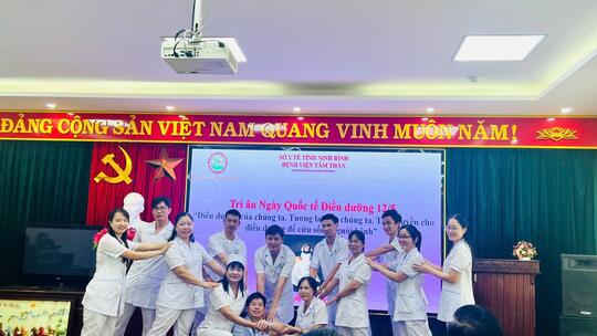 <a href="/menu-second/tin-tuc-su-kien" title="Tin tức - sự kiện" rel="dofollow">Tin nổi bật</a>